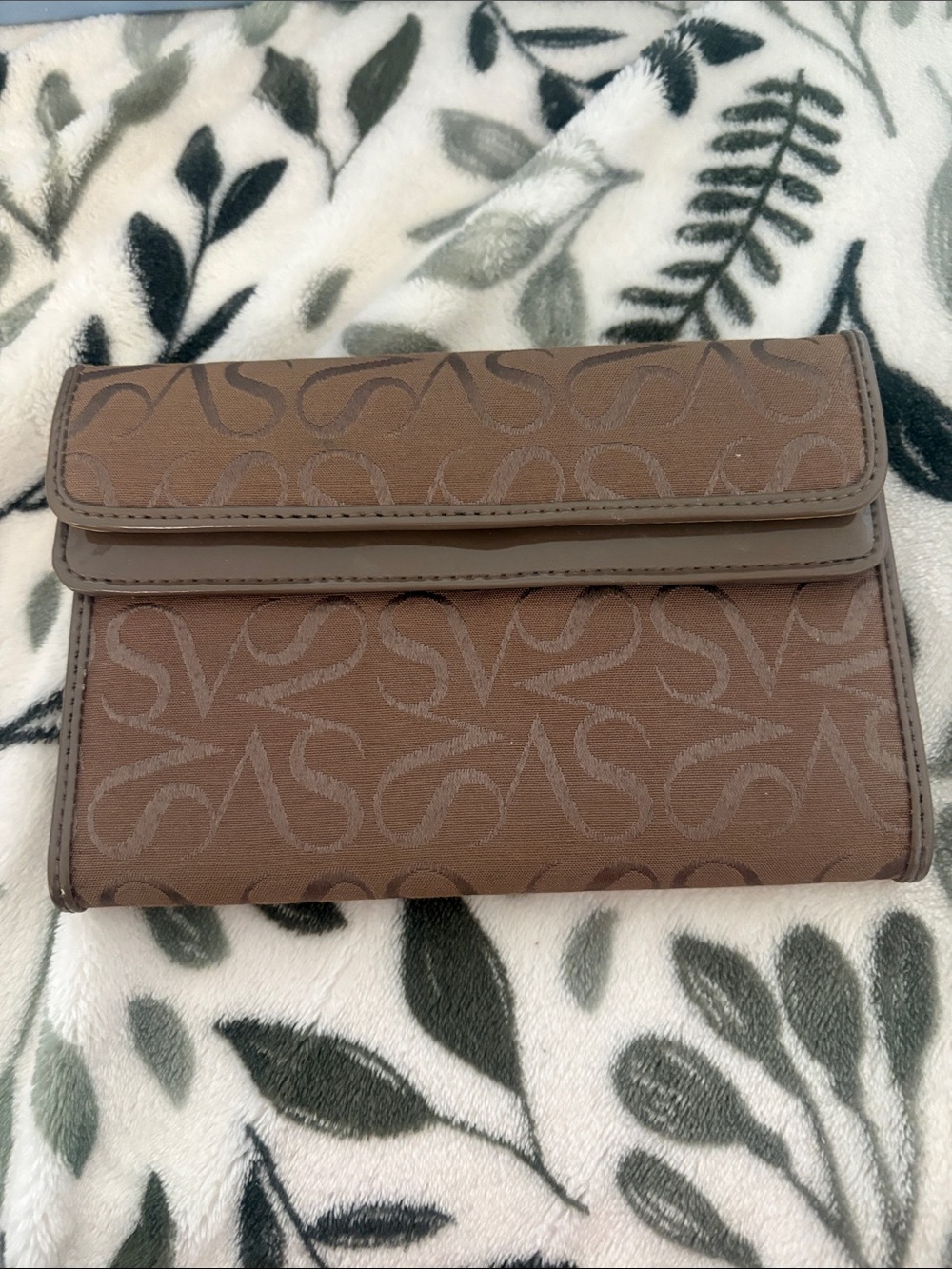 Signature Monogram Fold-Over Wallet Clutch - Brown